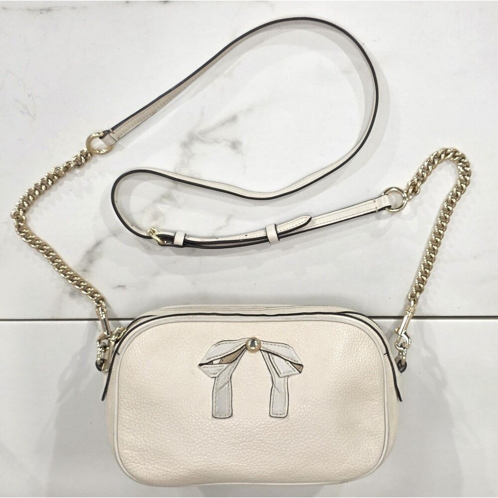 Coach Isla Small Leather Crossbody Bag Ivory Bow Chain Strap Coquette Preppy